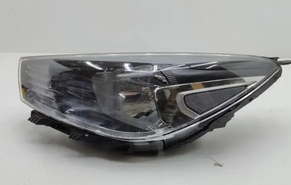 KIA Stonic Headlight/headlamp 92101H8