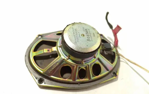 Chrysler 300 - 300C Front door speaker P05059063AC