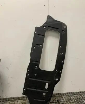 BMW i3 Engine splash shield/under tray 51758494819 8494819