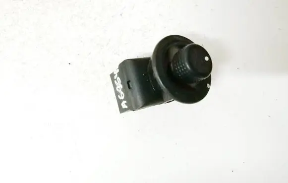 Renault Espace II Wing mirror switch