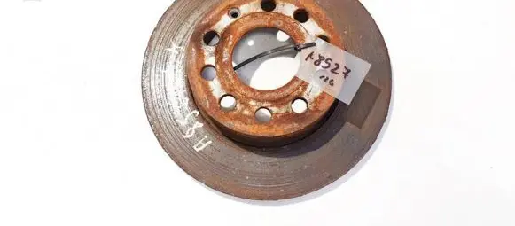 Volkswagen Caddy Rear brake disc neventiliuojamas