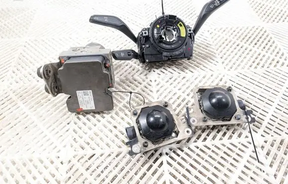 Audi Q7 4M Distronic sensor radar 4M0907379K 4M0907129G 4M0907541E