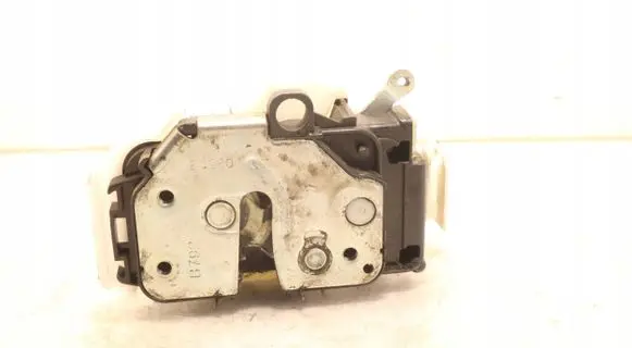 Opel Combo C Sliding door lock Y13C28-6SCCLD