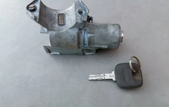 Volvo S70 V70 V70 XC Ignition lock 9157056
