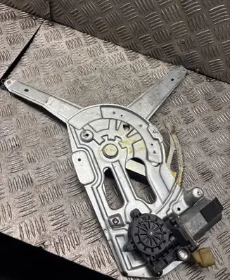 Volvo V70 Front door window regulator with motor 8626850