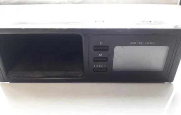 Mazda 626 Screen/display/small screen 8E09