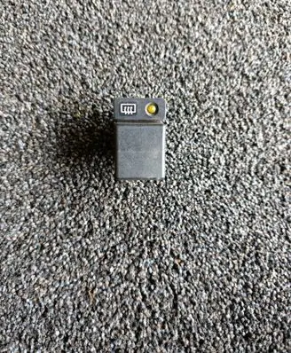 Opel Omega A Windscreen/window heater switch 90277751