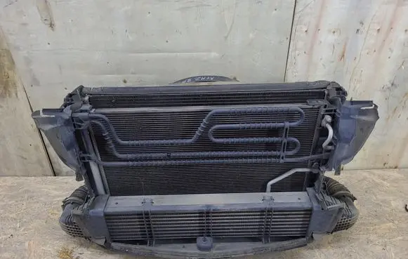 Mercedes-Benz C W204 Radiator set A2045000193