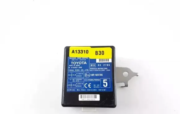 Toyota Urban Cruiser (XP110) Door control unit/module 8974152252 61B487000
