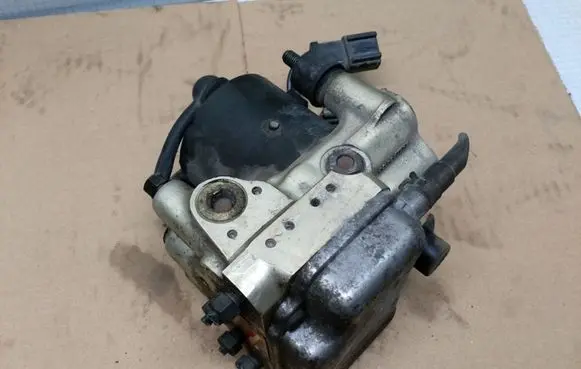 Nissan Primera ABS Pump 0265214202 476003J300