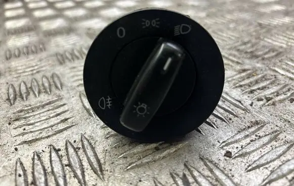 Volkswagen Golf V Light switch 1K0941431AH