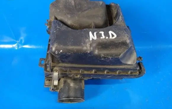 Nissan Juke I F15 Air filter box 165001KC0C