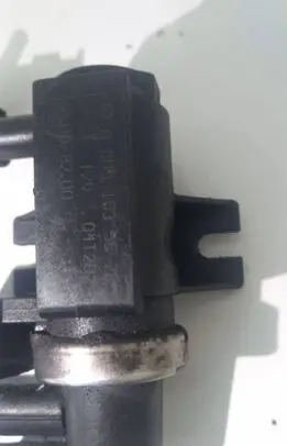 Mercedes-Benz A W169 Turbo solenoid valve A0051535528 70078200