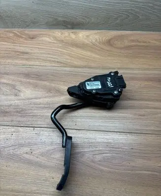 Ford Galaxy Accelerator throttle pedal 6PV00777003 7M3721603E YM219F836AB