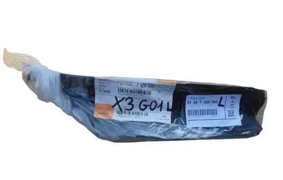 BMW X3 G01 Rear/tail light trim molding 7424599