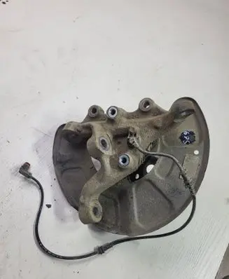 Mercedes-Benz E W212 Front wheel hub 21223