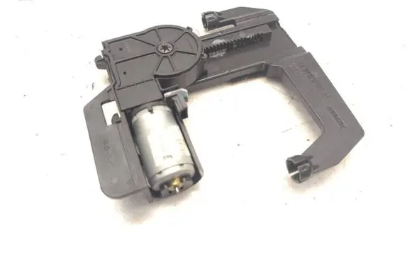 Mercedes-Benz S W220 Seat adjustment motor 2109700026