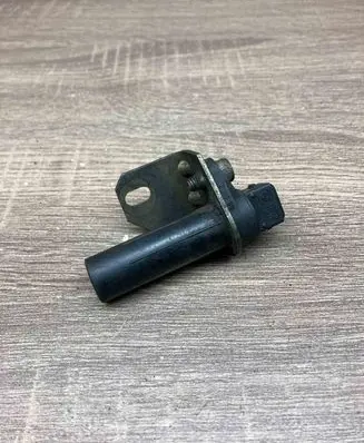 BMW 3 E46 Crankshaft position sensor 2243560