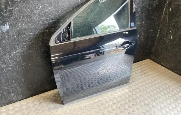 Smart ForFour II W453 Front door
