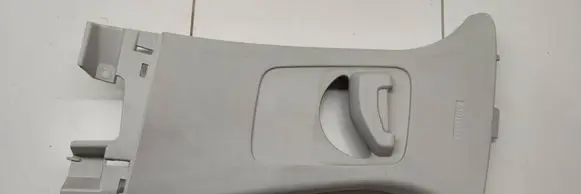Ford Focus (B) pillar trim (top) A24583