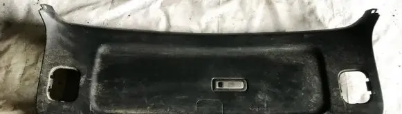 Toyota Avensis T270 Other trunk/boot trim element 6775044060 67750-44060