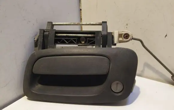 Opel Astra G Front door exterior handle GM712