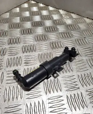 Volkswagen PASSAT B6 Headlight washer spray nozzle 3C0955103A 1307030327