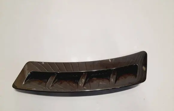 Infiniti FX Front arch trim 