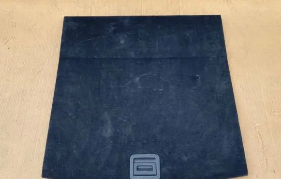 Volkswagen Touareg II Trunk/boot floor carpet liner 7P6863546B