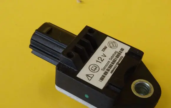 Fiat Idea Airbag deployment crash/impact sensor 46845421