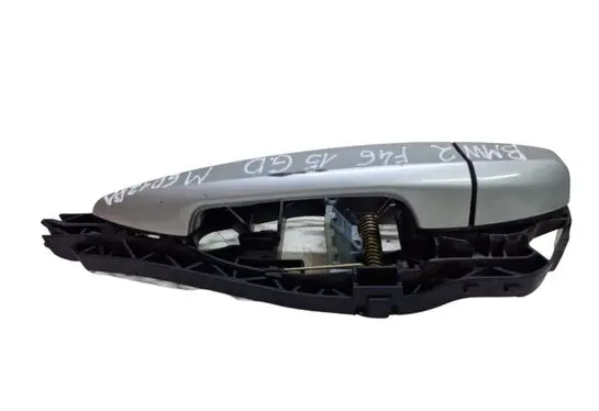 BMW 2 F46 Rear door exterior handle 7401210