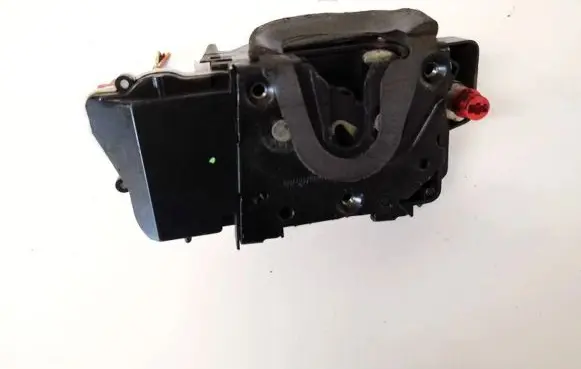 Peugeot 607 Rear door lock