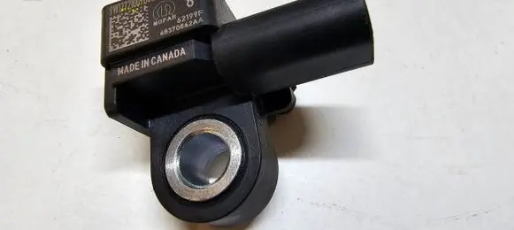 Jeep Grand Cherokee WL Airbag deployment crash/impact sensor 68370842AA