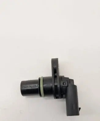 Volkswagen Golf VIII Camshaft position sensor 04C907601A
