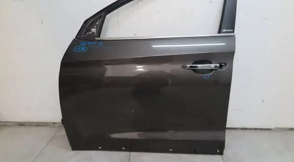 Hyundai Tucson TL Front door 