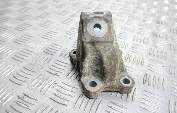 Audi A6 S6 C6 4F Engine mounting bracket