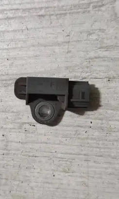 Renault Kadjar Airbag deployment crash/impact sensor 985813RA0A 07132016