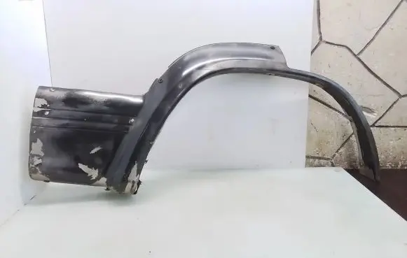Mitsubishi Pajero Rear arch trim