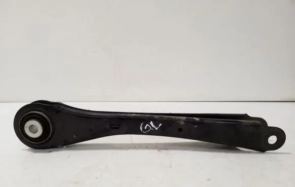 Rear control arm