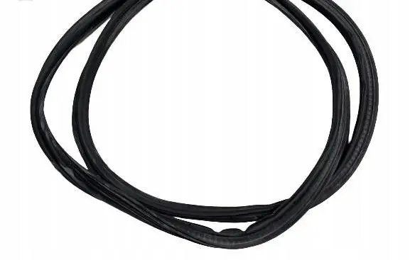Toyota Yaris XP210 Seal rubber (tailgate) 