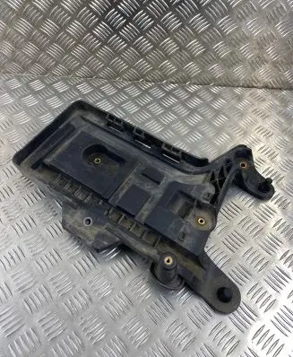 Battery tray