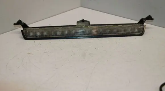Volvo V70 Third/center stoplight 8658948