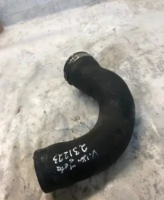 Volkswagen Jetta VI Intercooler hose/pipe 1k0145834at