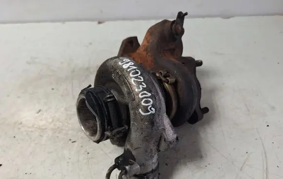 Mitsubishi Pajero Turbo 49177-01510