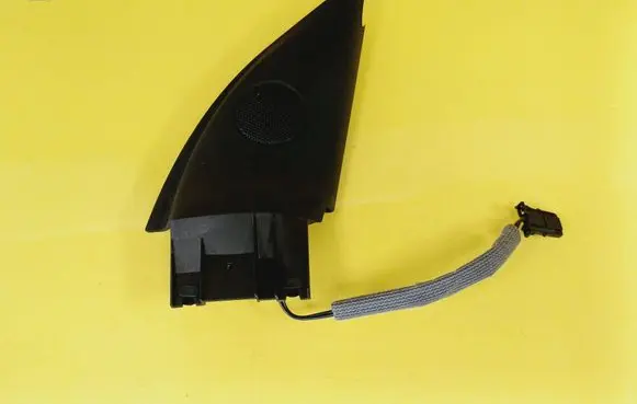 Volkswagen PASSAT B5.5 Front door high frequency speaker 3B0035411F 3B0837994