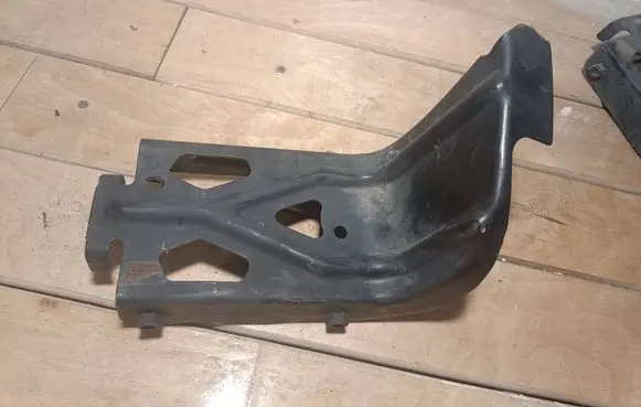 Dodge Challenger Front bumper support beam 68032707AA 8021 31633