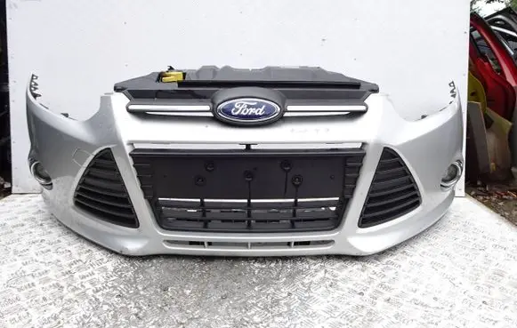 Ford Focus Front bumper fghjk