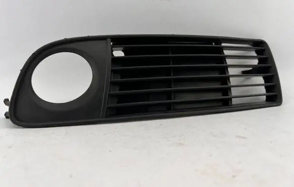 Audi A6 S6 C5 4B Front bumper lower grill 4B0807681S 4B0807681S01C