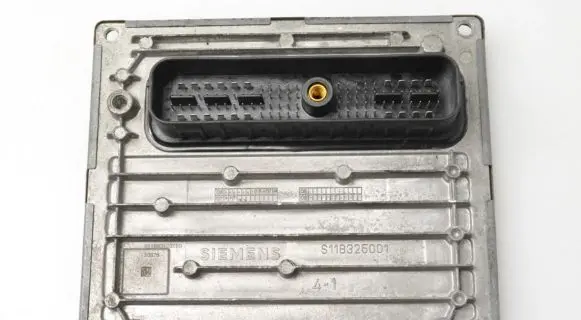 Ford Focus C-MAX Engine control unit/module 7M5112A650AFB