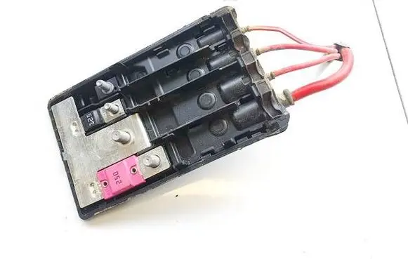 BMW i3 Fuse box set 932102702 h42680